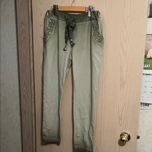 Stylish Green Track Pants with Studded Pockets Made in Italy